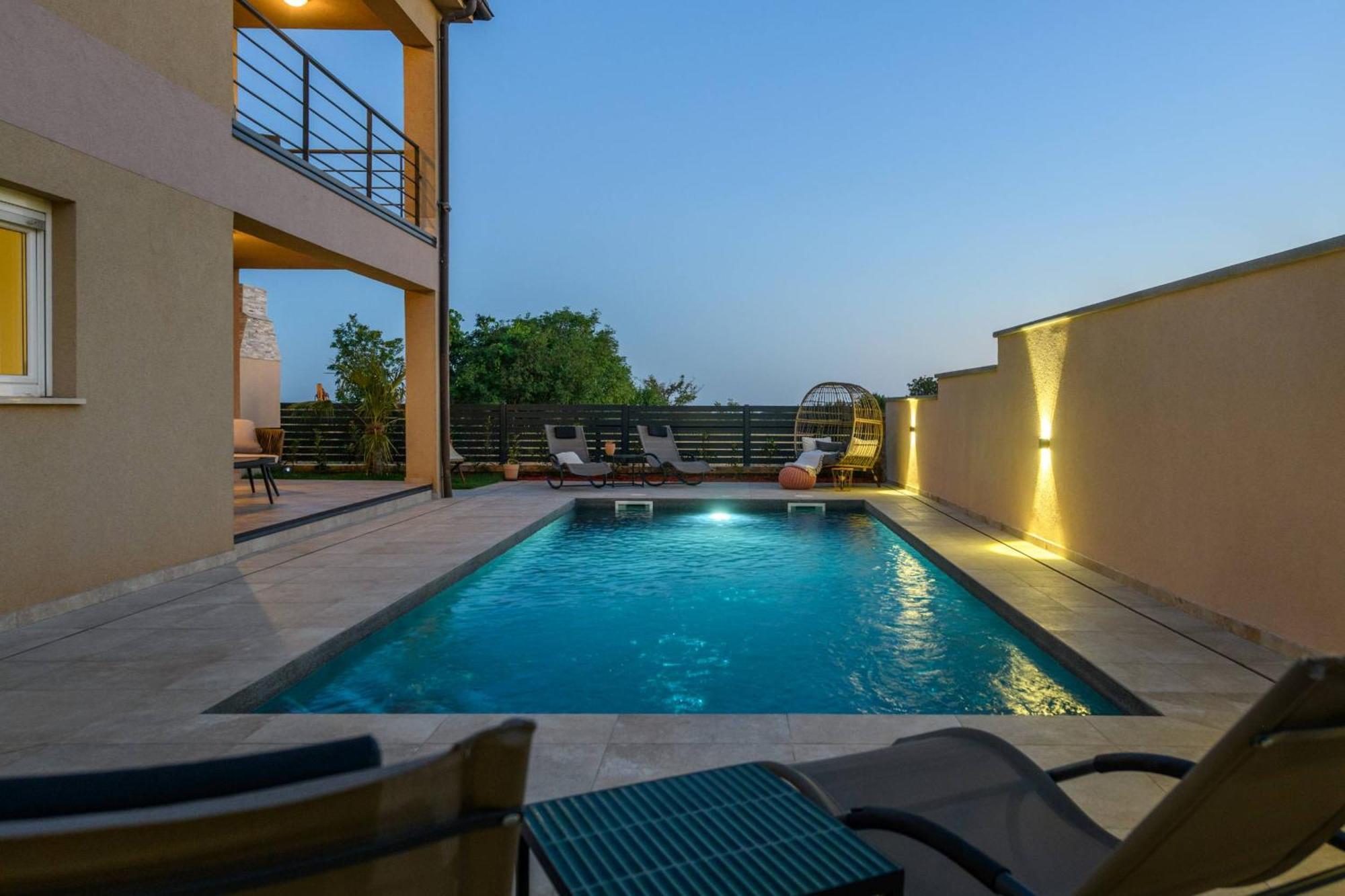 Villa Brionika Mit Pool Vodnjan Exterior foto
